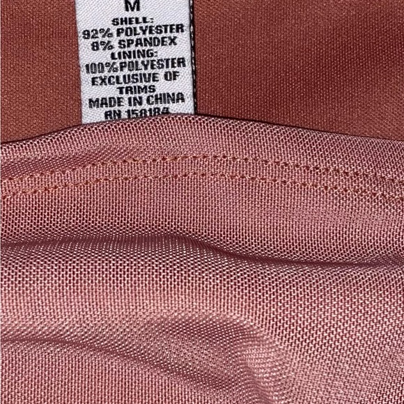 Off the shoulder pink mauve crop top. - Picture 2 of 3